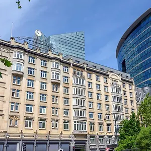 Doubletree By Hilton بروكسل